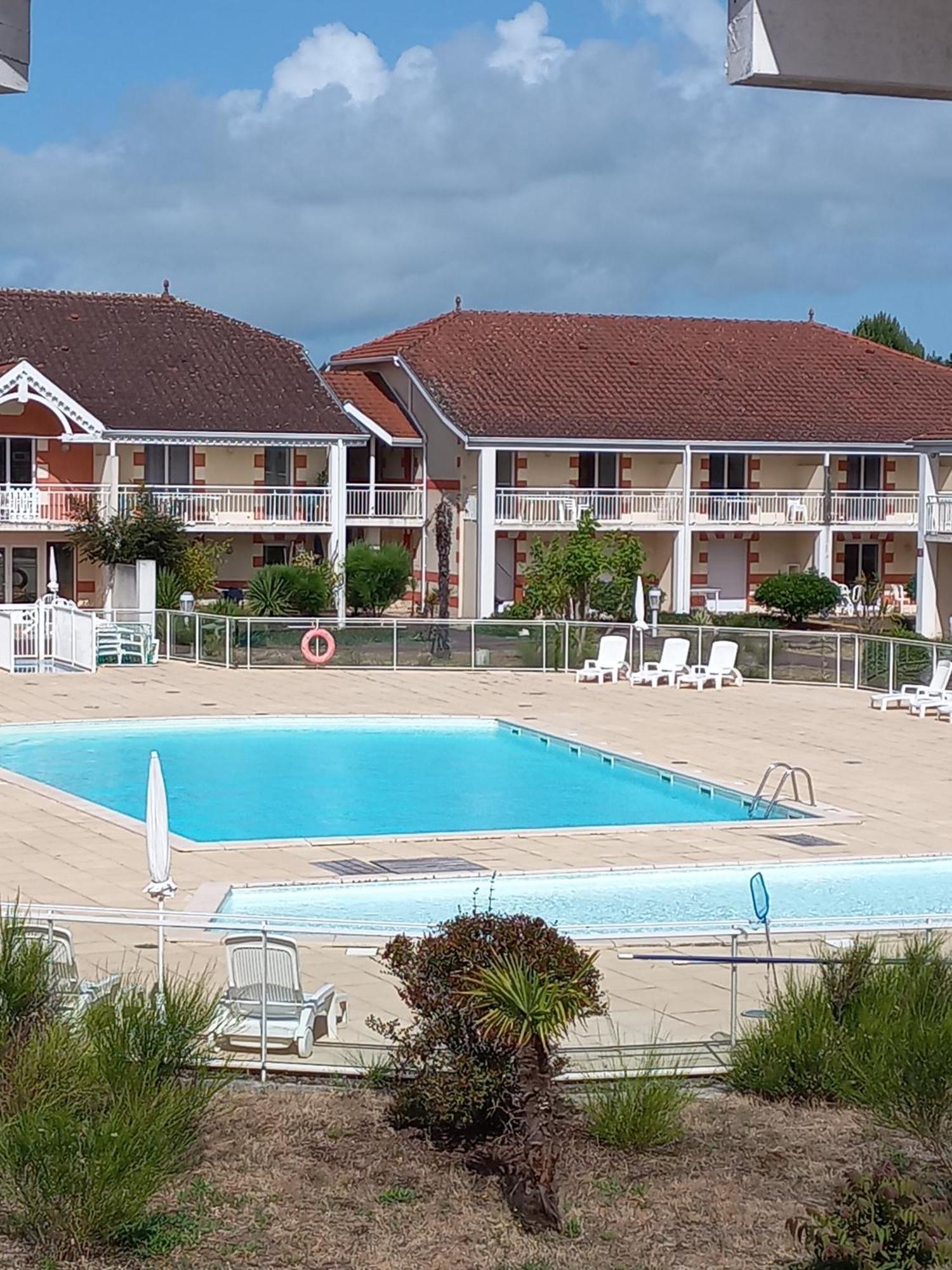 Appartement Le Verdon Sur Mer Екстериор снимка